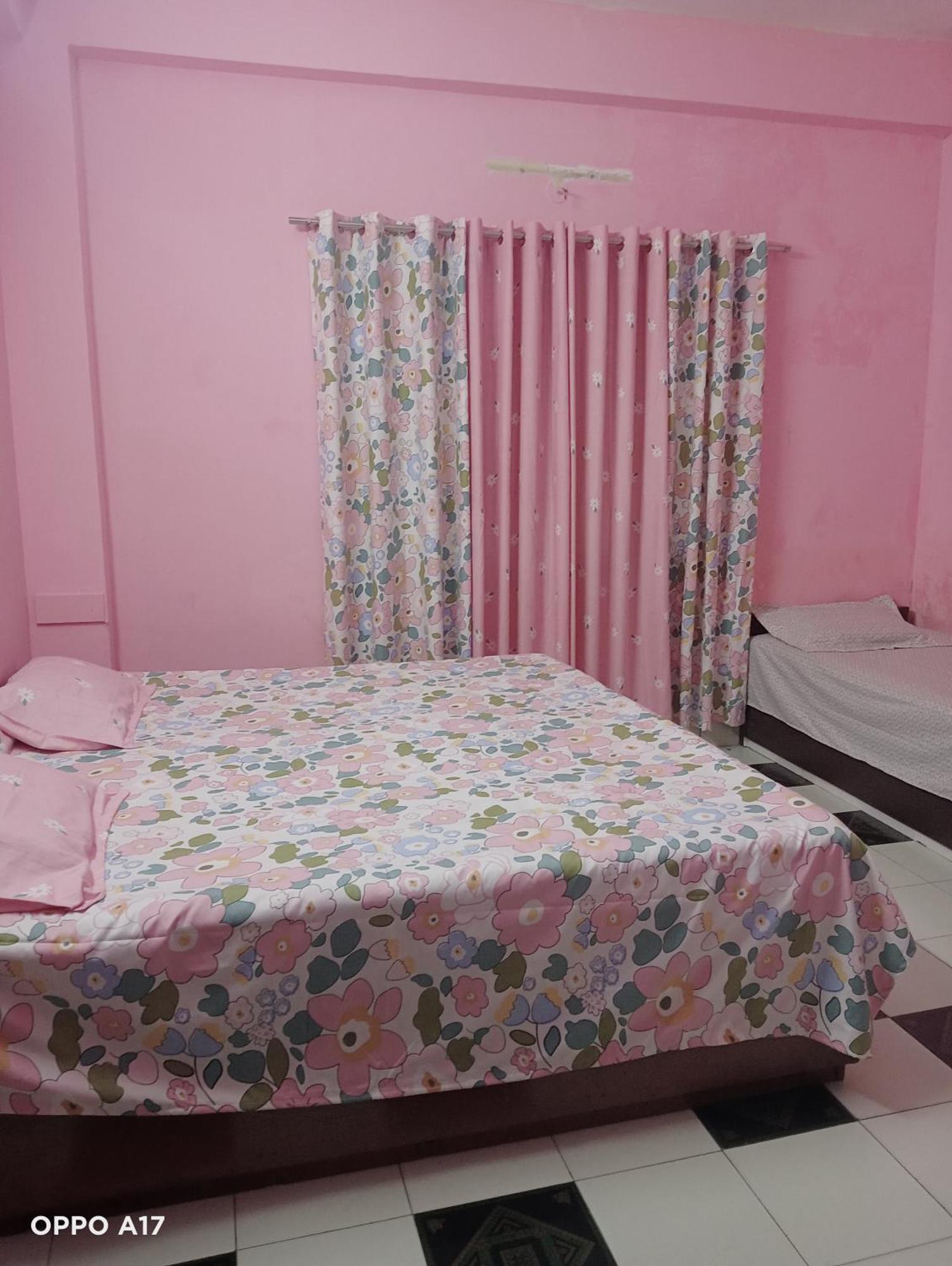 Swaroop Ashray Homestay Siliguri Ruang foto